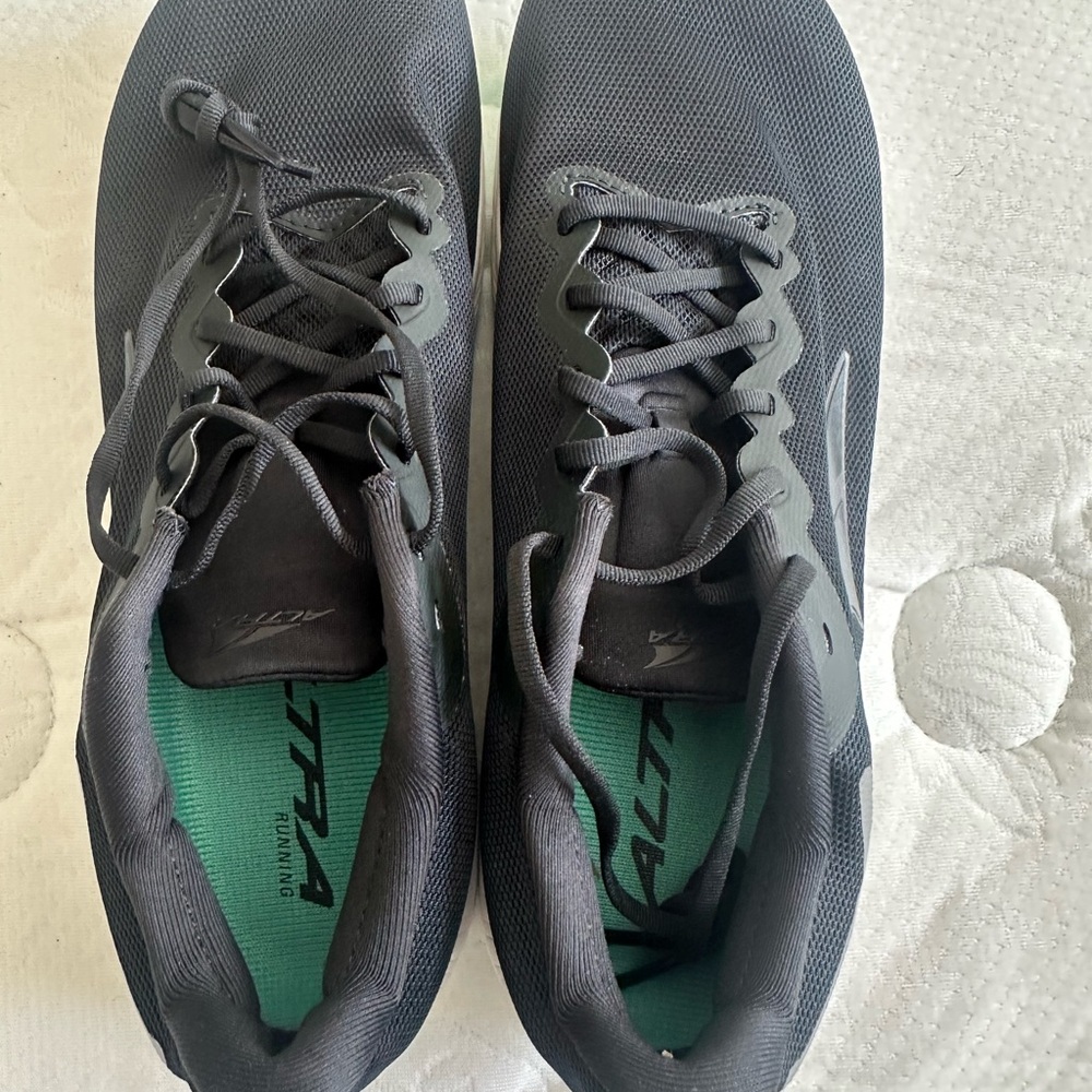 Altra Men’s Rivera 3 Road Running Shoes - Black, 9